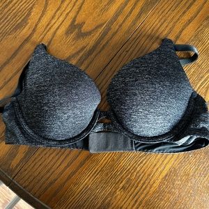 VS Bra - size 32A
